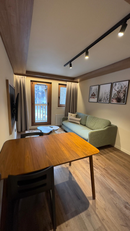 salon-1-4-pax-17686115