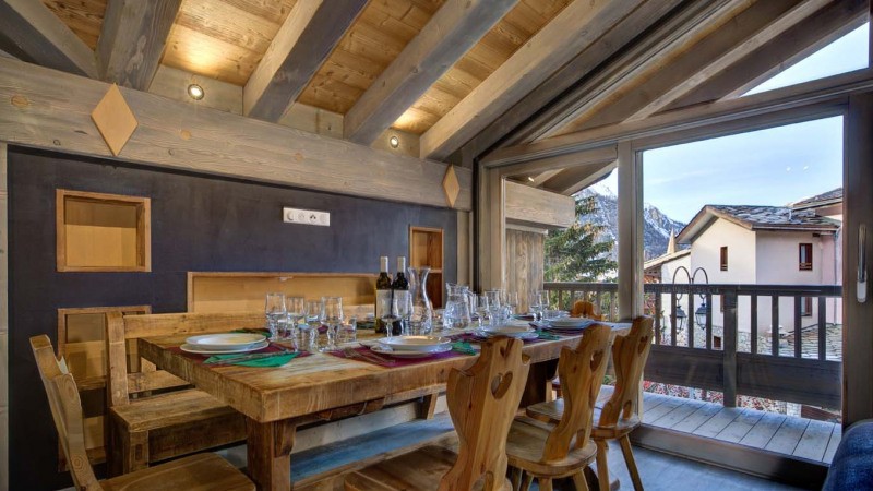 sylvie-chalet-in-val-d-isere-france-dining-11977-5608275