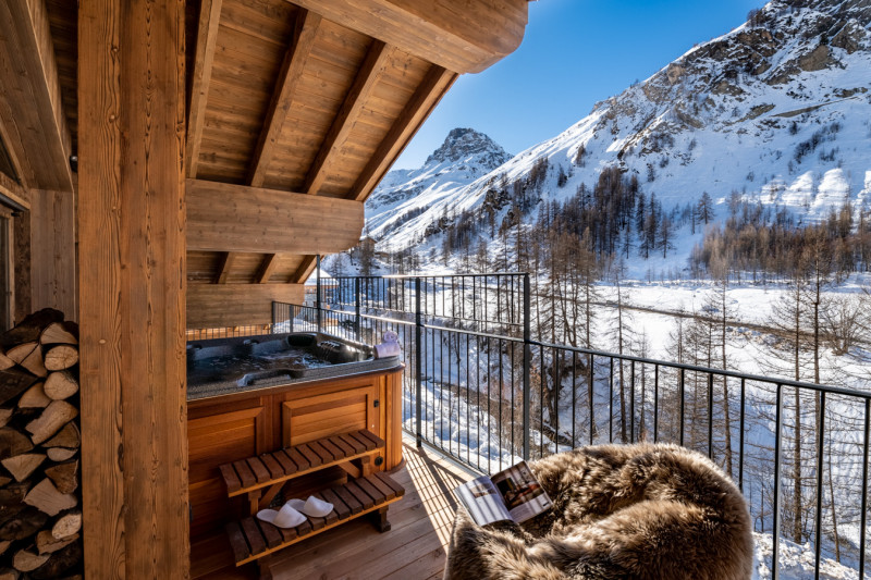 vail-lodge-val-disere-b41-005-8945030-17450125
